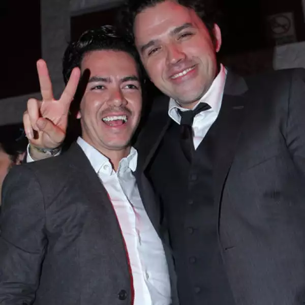 Manolo Caro y Fer Rovzar, ambos destacados productores, el primero de teatro, el segundo de cine.