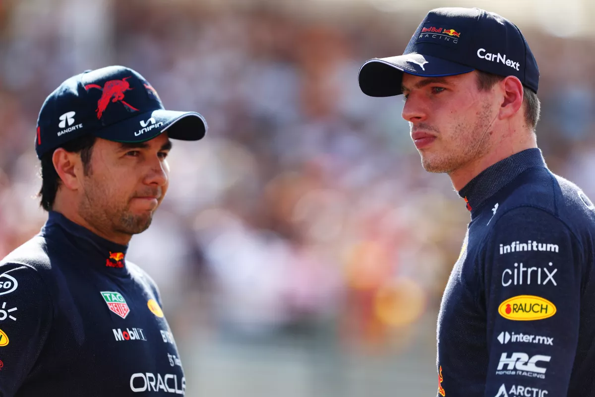 Sergio 'Checo' Pérez y Max Verstappen