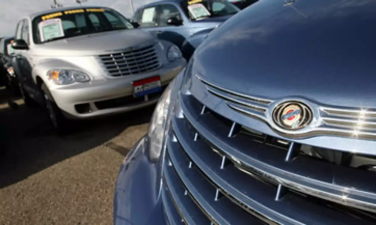 Las ventas al menudeo de Chrysler y sus cuatro marcas crecieron 10% en diciembre, comparado con el mismo mes de 2010. (Foto: AP)