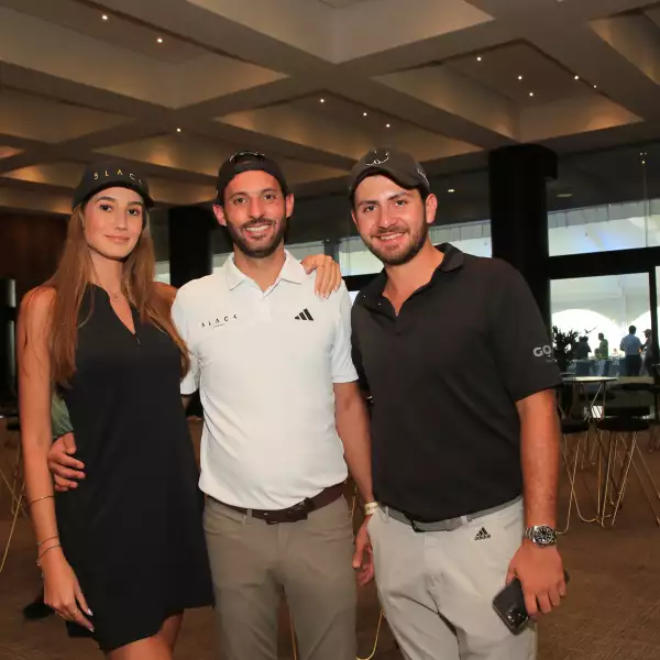 Karla Correa, José Chattaj y André Frangie 