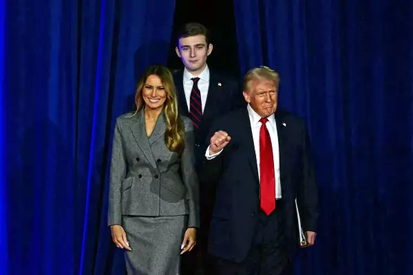 Barron Trump el aprendiz de su papá Donald Trump