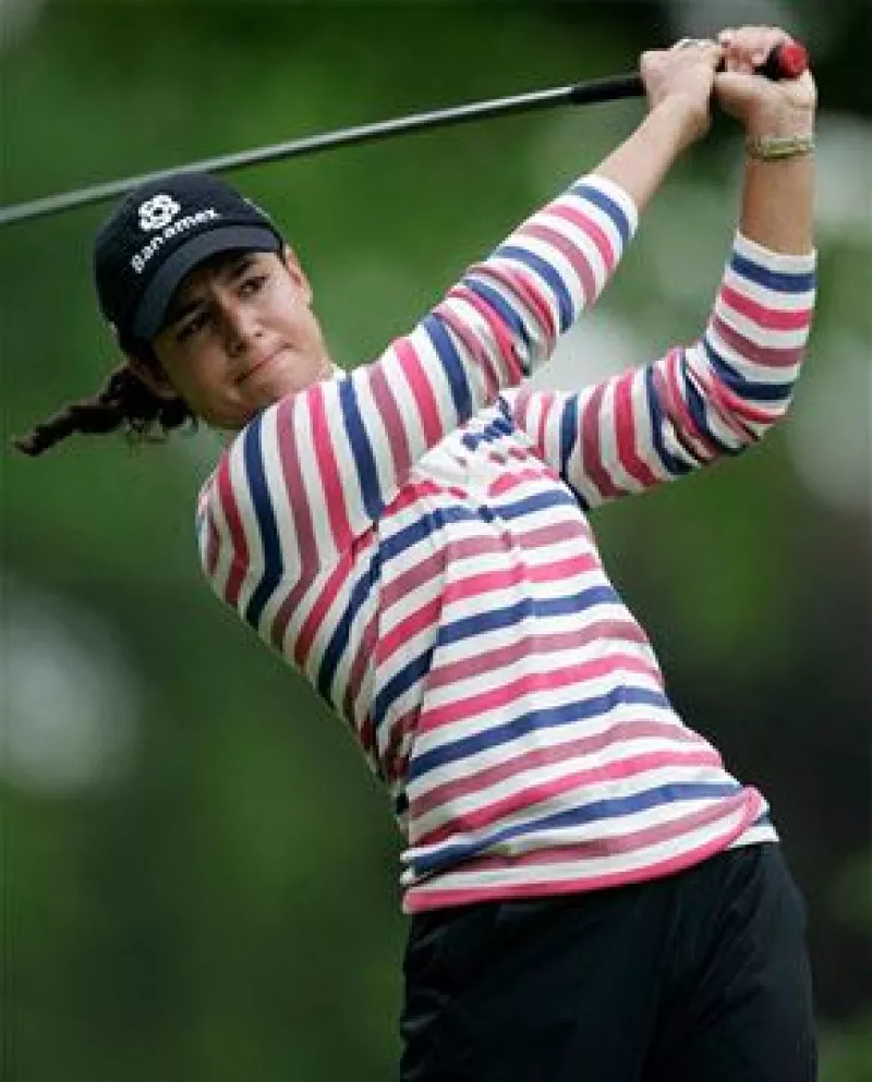 La tapatía tendrá que mejorar drásticamente para obtener el liderato del Sybase Classic, en el que ha quedado rezagada.