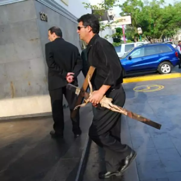 Aún no se sabe si Manuel Capetillo, quien debutó como torero a los 21 años, será cremado o recibirá el entierro tradicional.