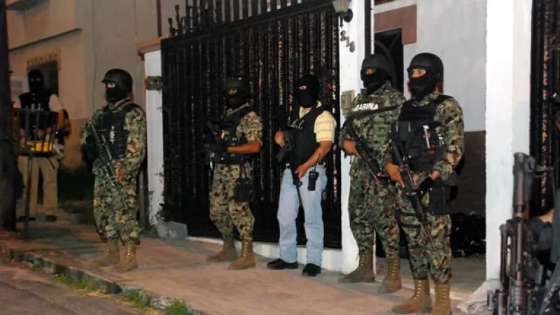 gente de la secretaria de marina