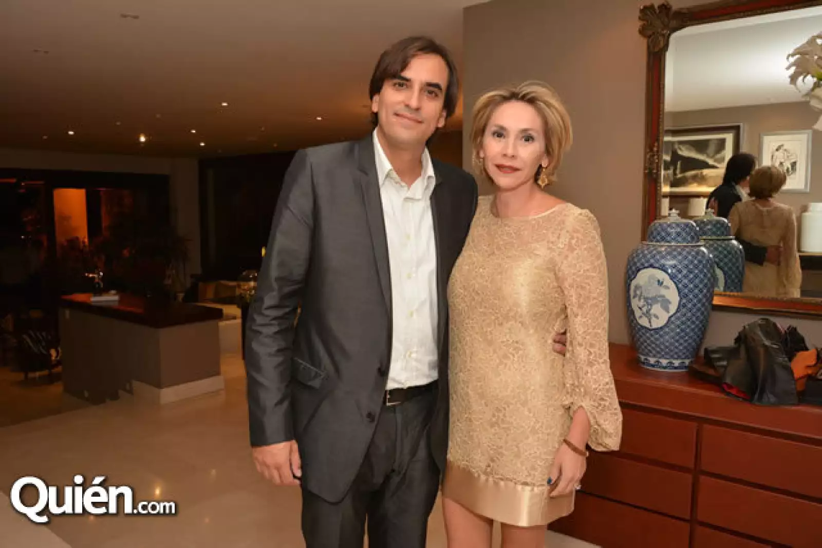 Ursula Bertrand,José Luis Orozco