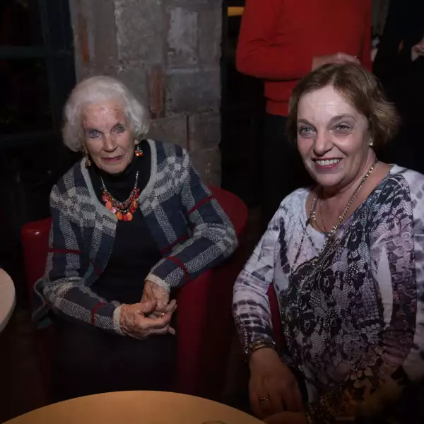 Irmi Beick y Jeannette Traulsen.jpg