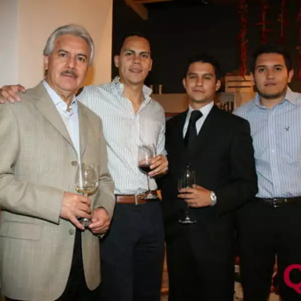 Rubén Herrera, Víctor Morales, Daniel Martínez, Diego Castillo