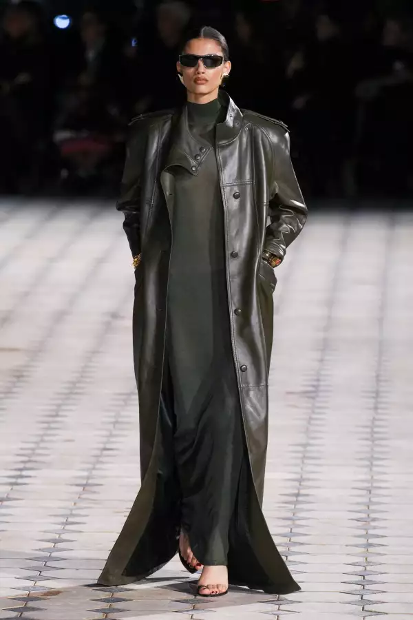 Saint Laurent S23 001.jpg