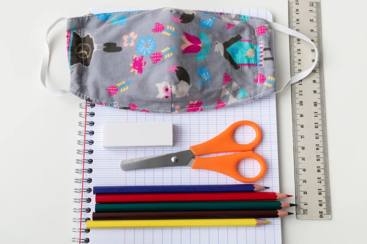 Si tus hijos estudian en una escuela de Edomex, ve por tu kit de útiles gratis