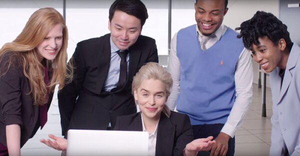 emilia-clarke-making-stock-photos-1-5b0801c1850f1__700