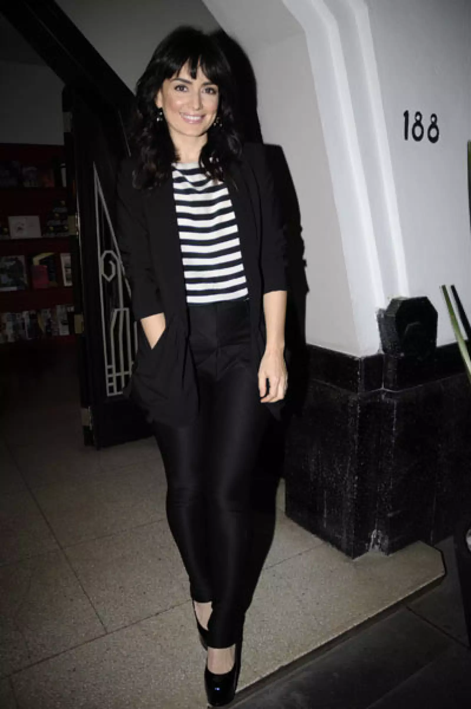 La actriz formó una alianza con el restaurante de un hotel ubicado en la colonia Condesa para recaudar fondos y reconstruir la parte turística y comercial de La Antigua, Veracruz.