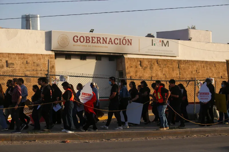 migrantes mexicanos en estación migratoria del INM