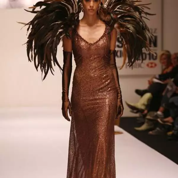 Mercedes Benz Desfile JL Abarca