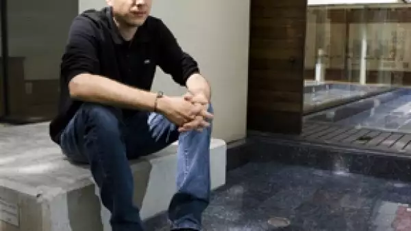 El proyecto Heli, dirigido por el cineasta mexicano Amat Escalante, (Los bastardos), es uno de los 12 finalistas dentro del Sundance Film Festival al premio Sundance NHK 2010.