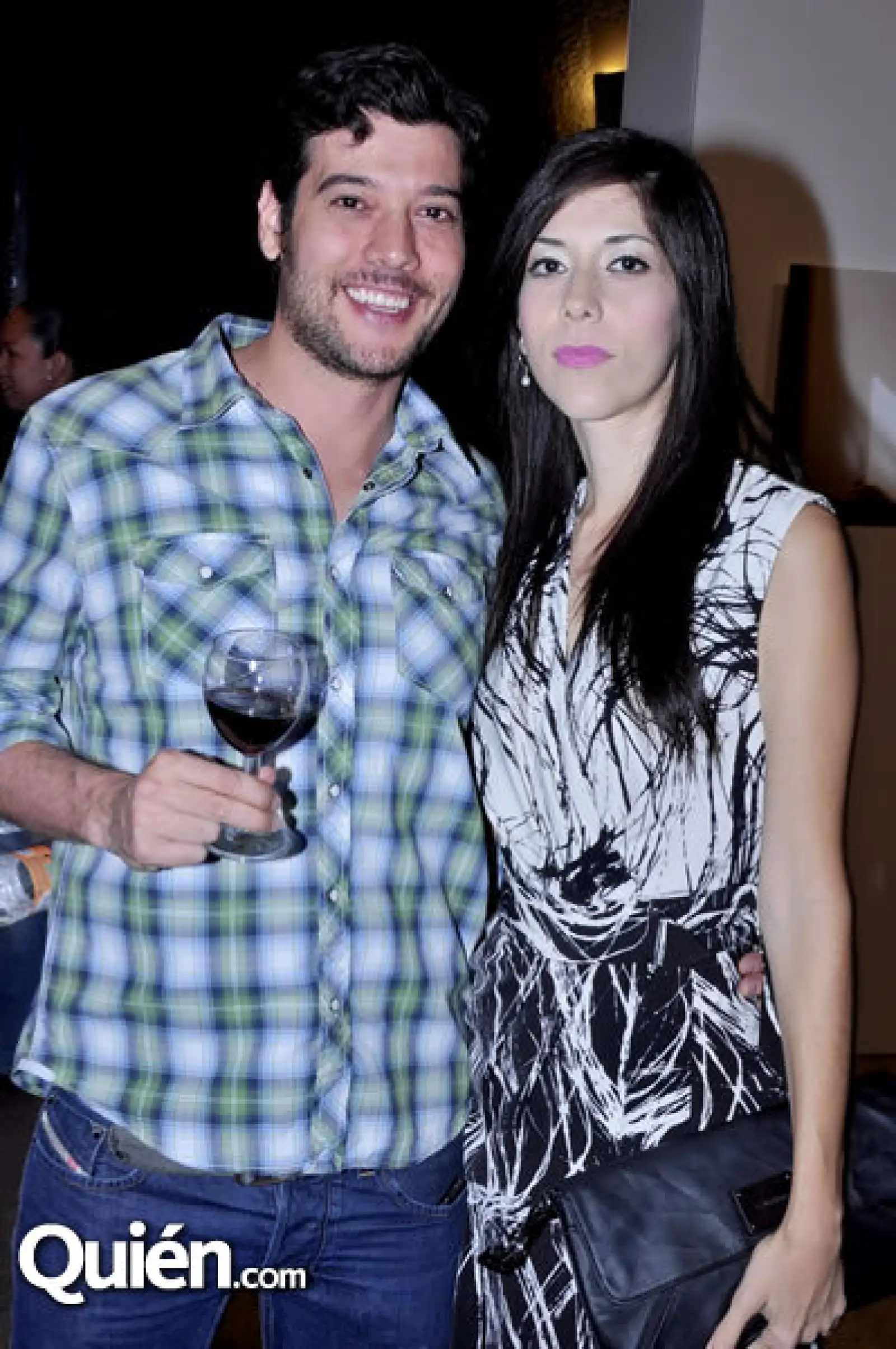 Armando Villarreal y Carolina Camarena