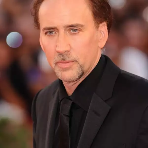 Nicolas Cage dijo que su mejor regalo de Navidad fue un auto de juguete que manejaba Pinocho.