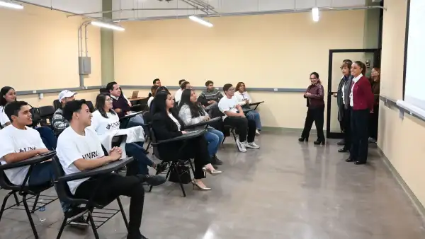Sheinbaum Universidad Rosario Castellanos SLP