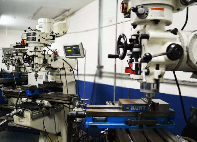 Maquinados y Tecnolog�a MyT