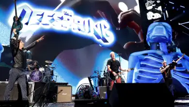 Noodles, el guitarrista de The Offspring, abandona la gira por problemas de salud