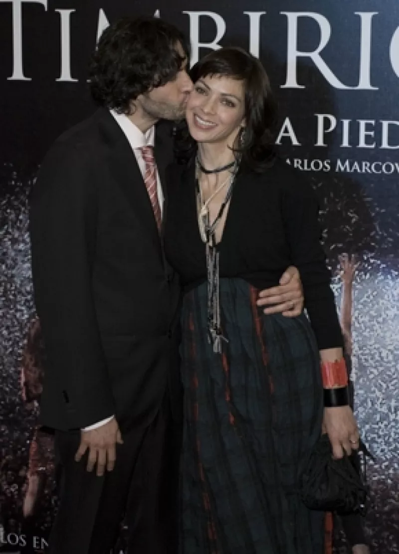 El cantante volvió a hacer frente a la información que habla de una supuesta crisis matrimonial con su esposa, Celina del Villar, y un posible divorcio.