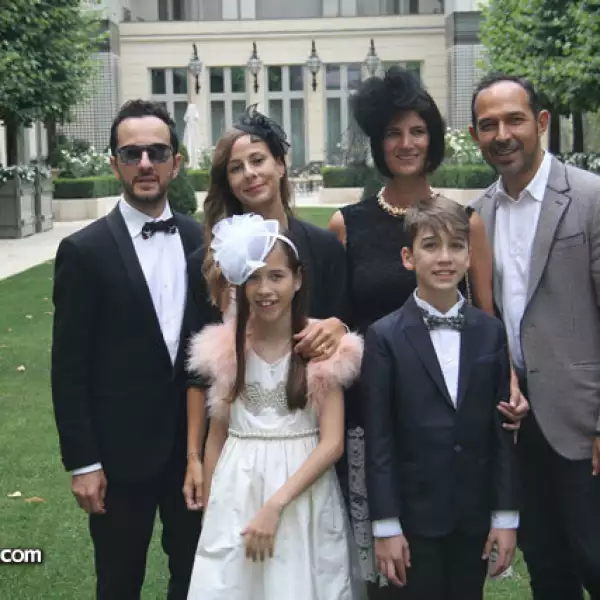 Óscar Madrazo, Audrey Delaunay, Maricarmen Núñez Bascuñana y Alejandro Manjarrez con Anik y Axel Madrazo