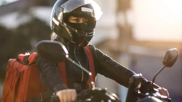 delivery-mujeres-8-m