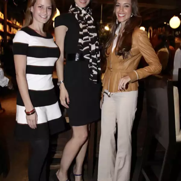 Altair Jarabo,Celina del Villar,Olivia Peralta