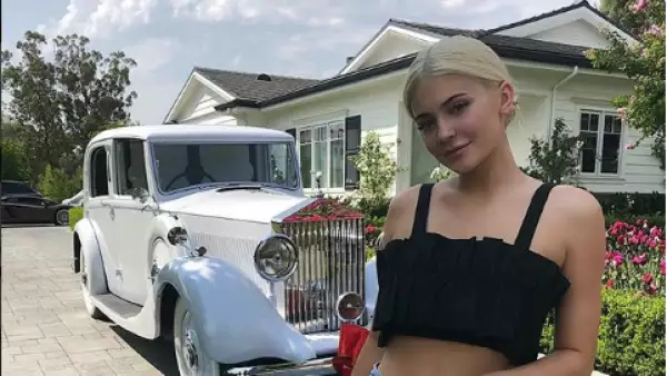 Kylie y su Rolls Royce 2018