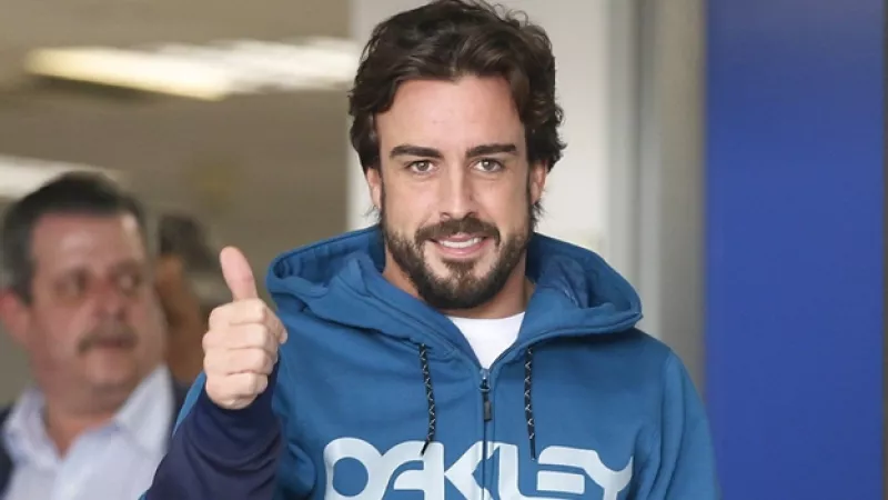 fernando alonso sale del hospital
