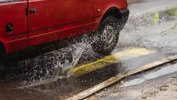 ¿Por qué hay tantos topes en la CDMX y quién los regula?