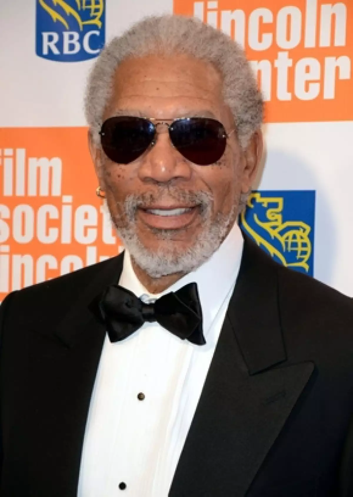 El actor estadounidense fue distinguido con el premio a la trayectoria del American Film Institute, que le fue entregado de las manos del también actor Clint Eastwood.