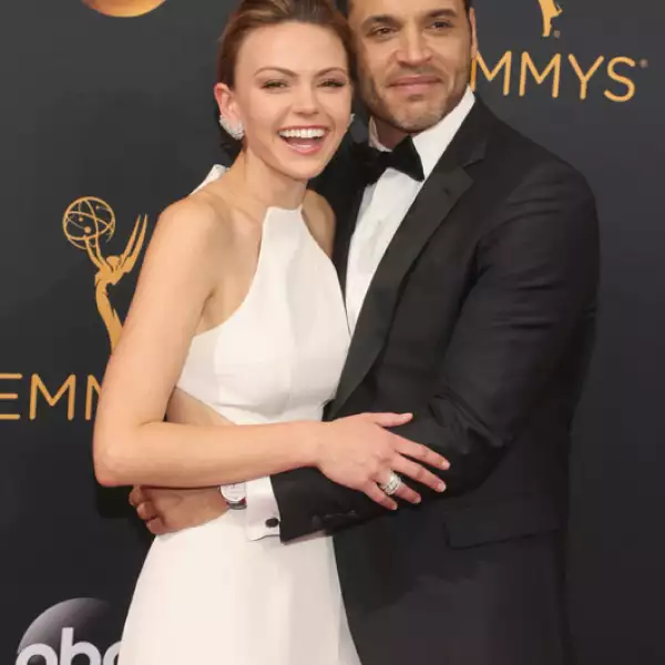 Aimee Teegarden, Daniel Sunjata.