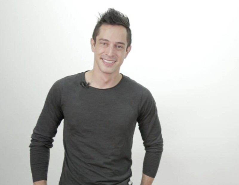 El actor del Rey León nos da un recorrido por su Instagram, recordando las mejores anécdotas de sus fotos y hashtags.