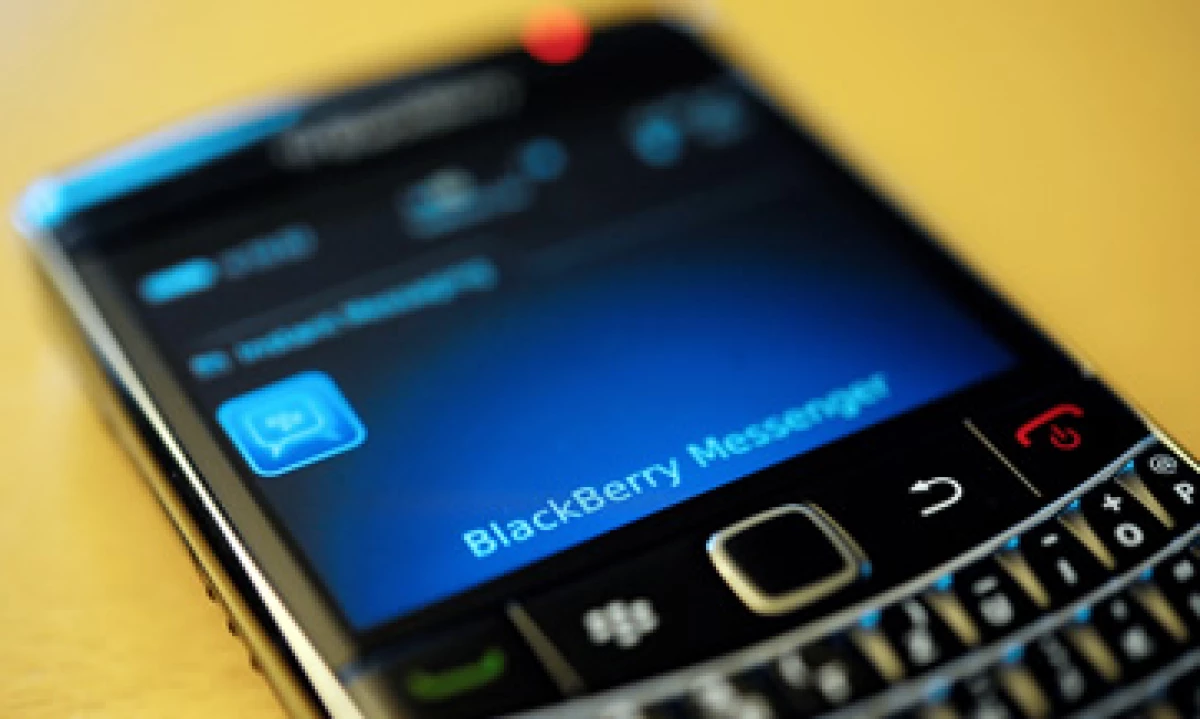 BlackBerry informó que trabaja en solucionar los problemas con los equipos. (Foto: Archivo AP)
