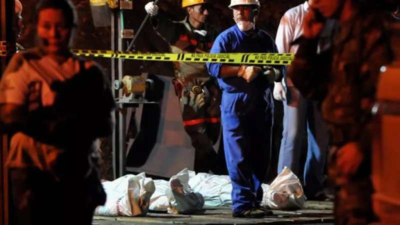 Colombia mineros cadaveres