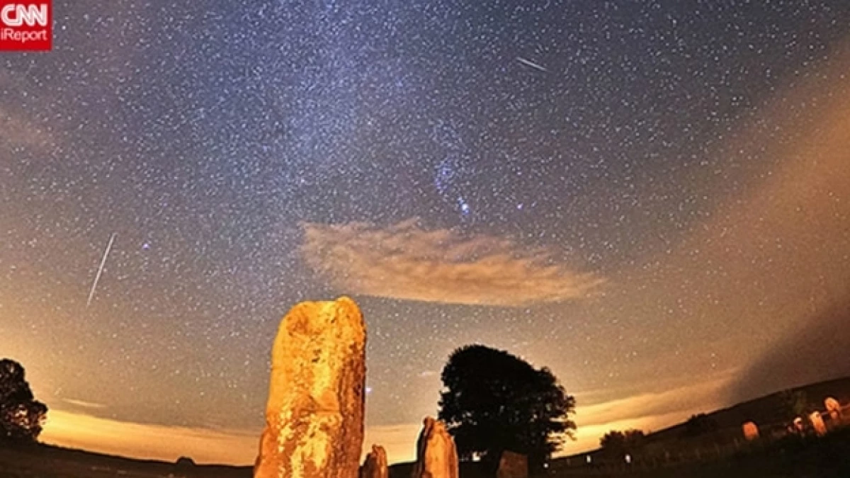 Un aspecto de la lluvia de meteoros Oriónidas del 2012, en Wiltshire, Inglaterra