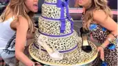 La cantante mexicana recibe cariño en redes sociales por parte de fans y amigos más cercanos, quienes la han acompañado todos estos años de vida y carrera.