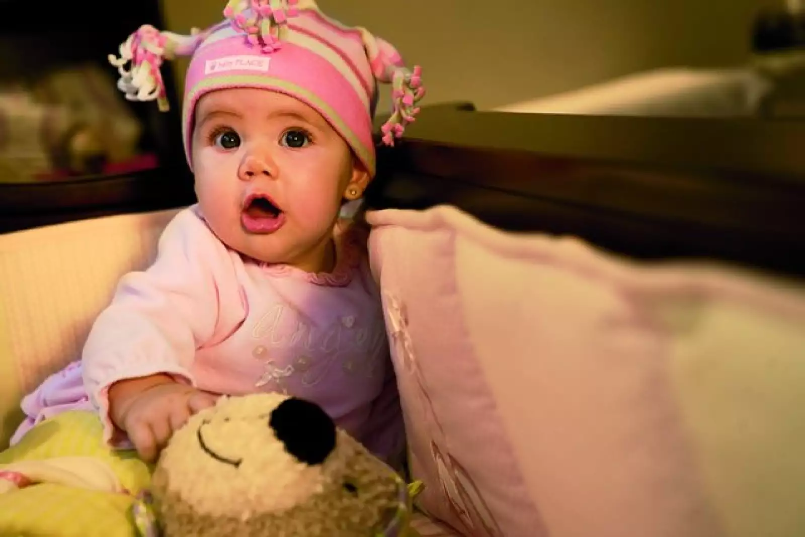 “Es una niña muy tranquila y se porta muy bien, pero llora cuando alguien no le cae bien”, nos cuenta Pau.