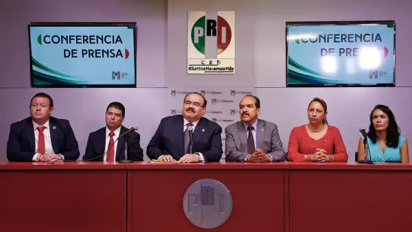 Los priistas ofrecieron conferencia de prensa para presentar el audio que presuntamente prueba las acusaciones contra el delegado en Cuauhtémoc.
