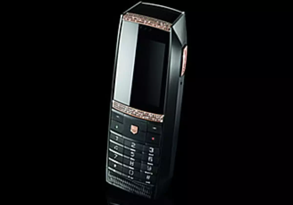 El celular está disponible desde la primera semana de octubre en nuestro país. (Foto: Cortesía Tag Heuer)