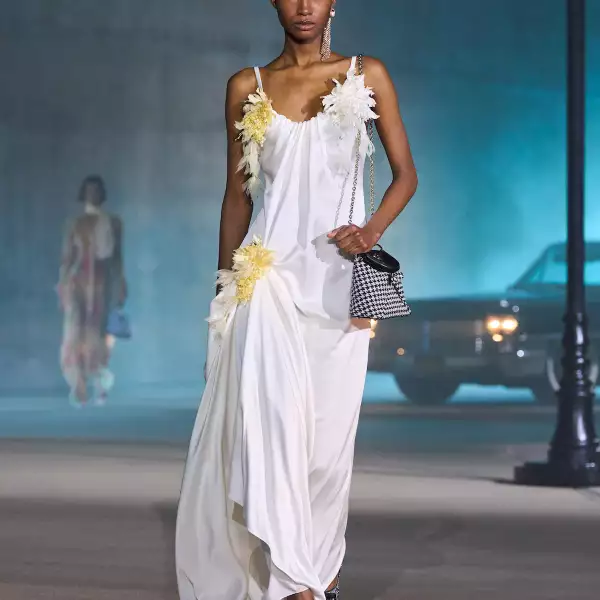 Dior Resort PO S27 007.jpg