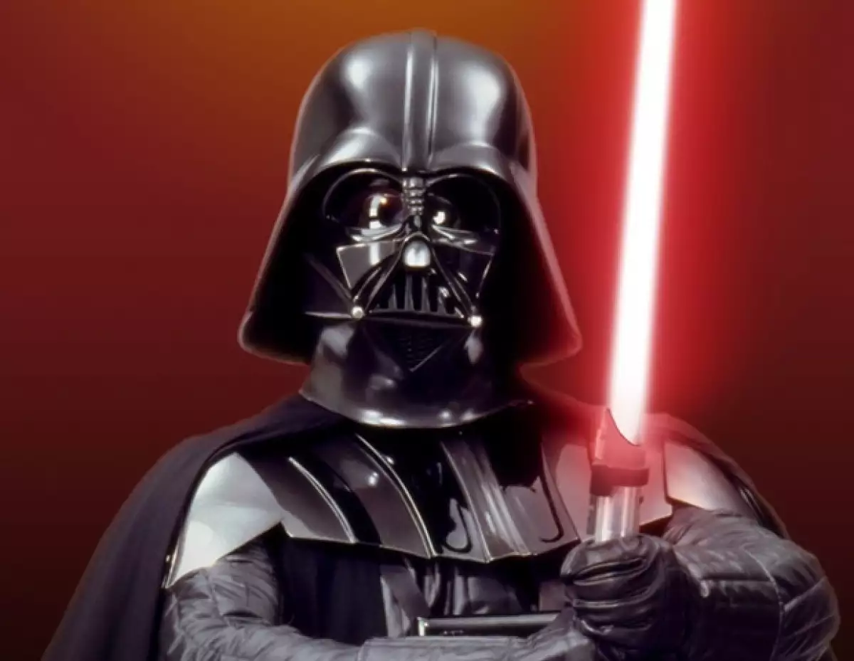 El esgrimista olímpico y maestro de los sables interpretó a Darth Vader en dos de las tres películas originales de la Guerra de las Galaxias.