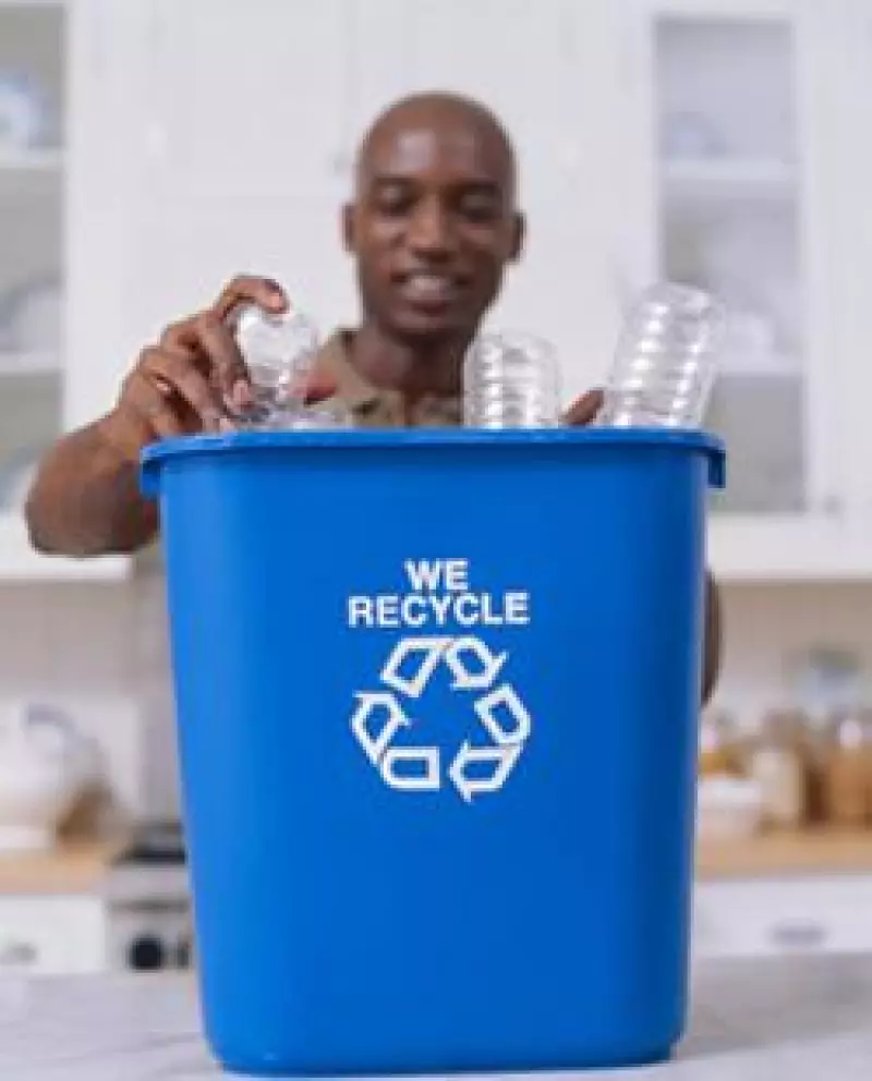 reciclaje-plastico-botellas-pet