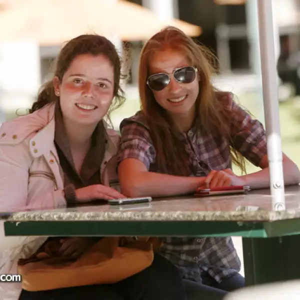 Ana Mari Wiechers,Blanca Corona