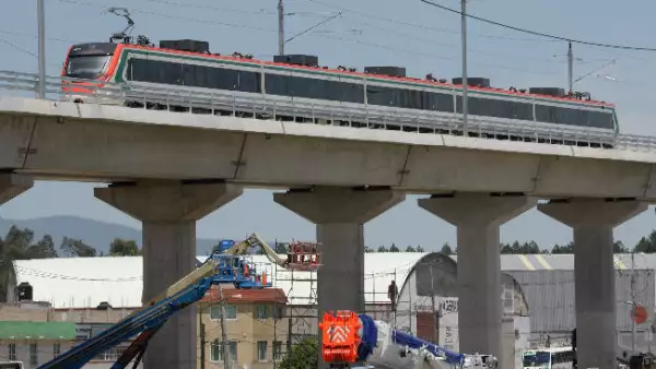 Tren Interurbano M�xico-Toluca 4