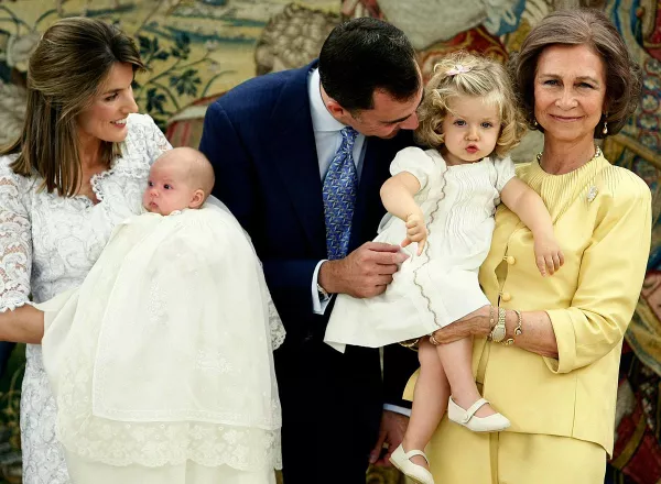 bautizo-infanta-sofia-princesa-leonor.jpg