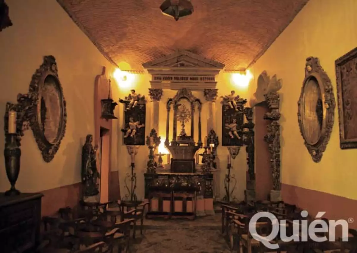 Joan Sebastian contó que en esta capilla se hacian misas clandestinas.
