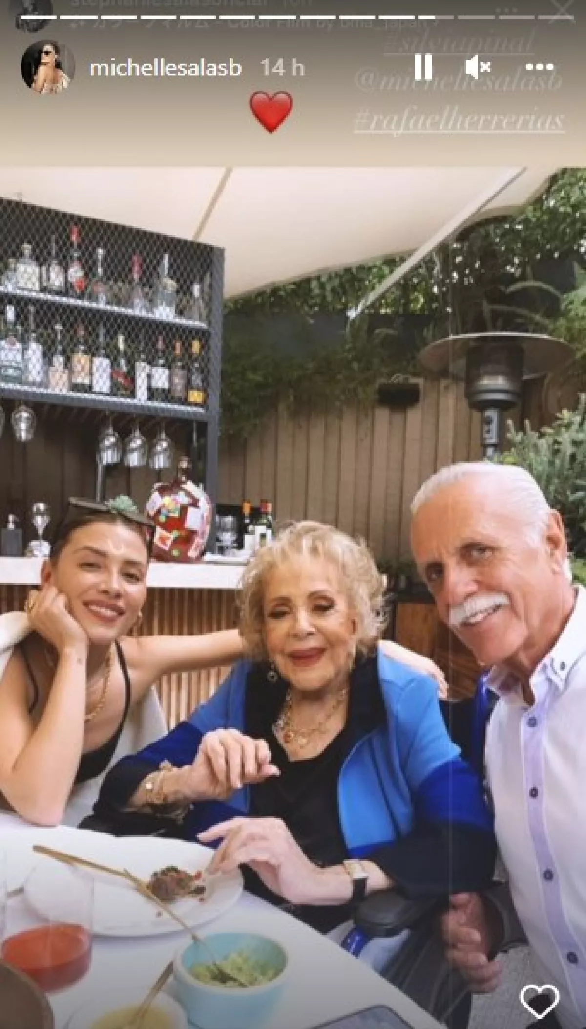 Michelle Salas, Silvia Pinal y Rafael Herrerías