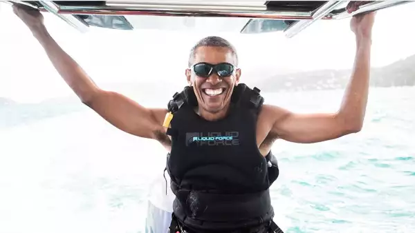 Barack Obama esquiando