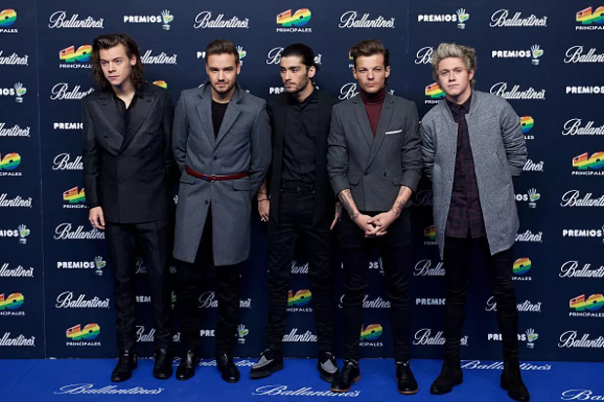 Harry Styles y Louis Tomlinson no pudieron evitar llorar en su primer concierto sin Zayn Malik.